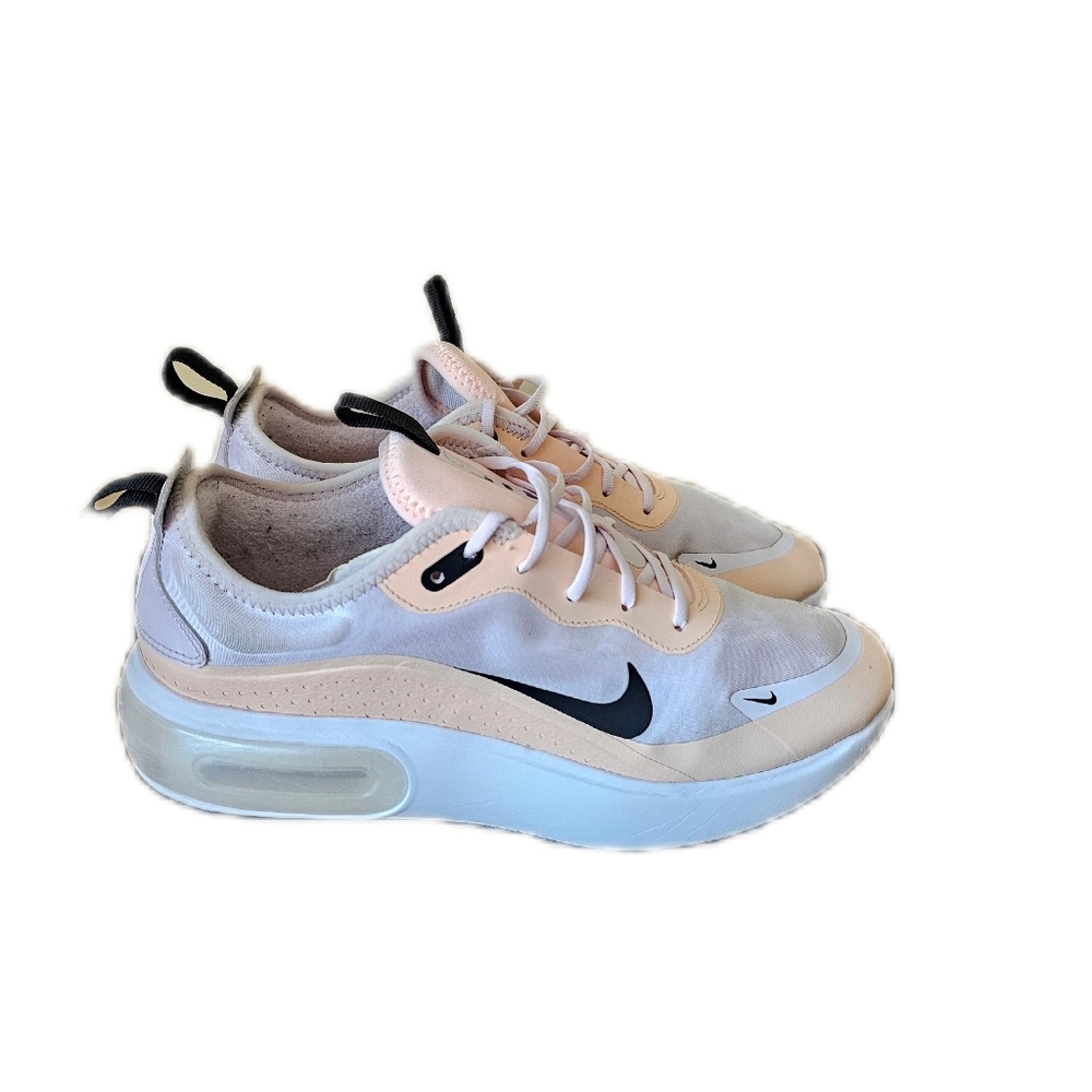 Nike Air Max sneakers pink,‎ peach Sz 8